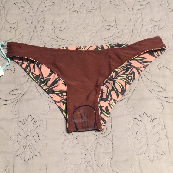 Seea Solimar Reversible Bottom - Picture 7 of 8